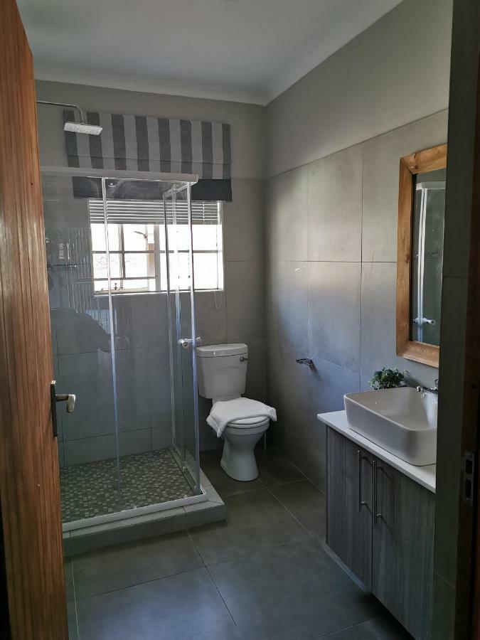Rosedene Apartamento Bloemfontein Exterior foto
