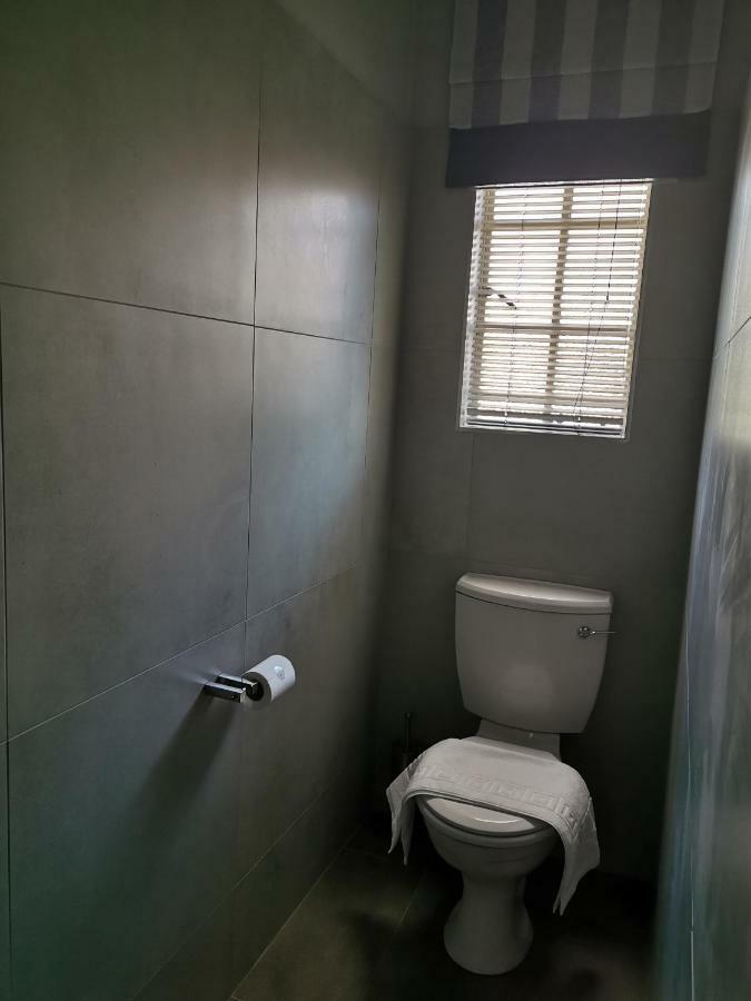 Rosedene Apartamento Bloemfontein Exterior foto