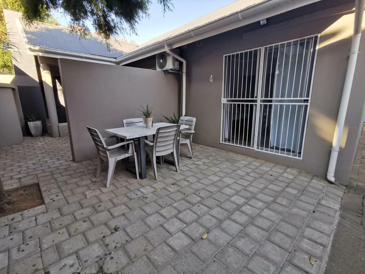 Rosedene Apartamento Bloemfontein Exterior foto